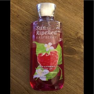 BBW Sun Ripened Raspberry Shower Gel